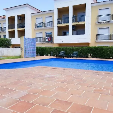 Appartement Modern One Bed With Ac, Sunset By The Pool And Garage