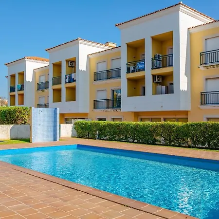 Apartamento Modern One Bed With Ac, Sunset By The Pool And Garage Alcantarilha